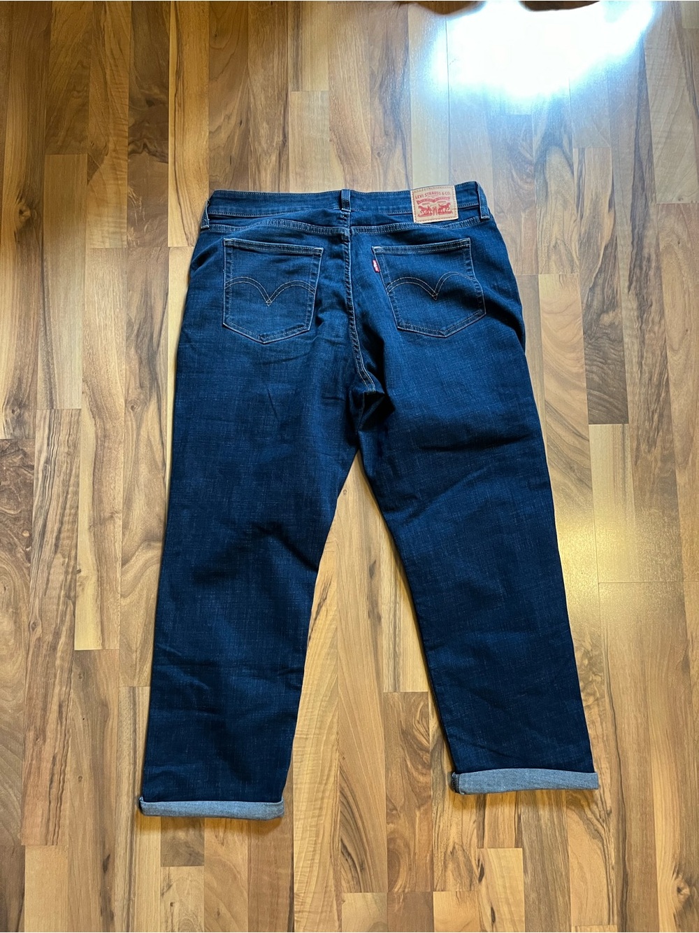 Levi's women’s boyfriend crops